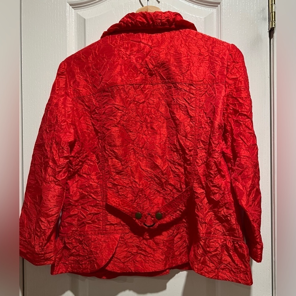 Chico’s CRINKLE SHEEN SHAYA Tomato Red JACKET size 0/small/4 - Picture 2 of 5